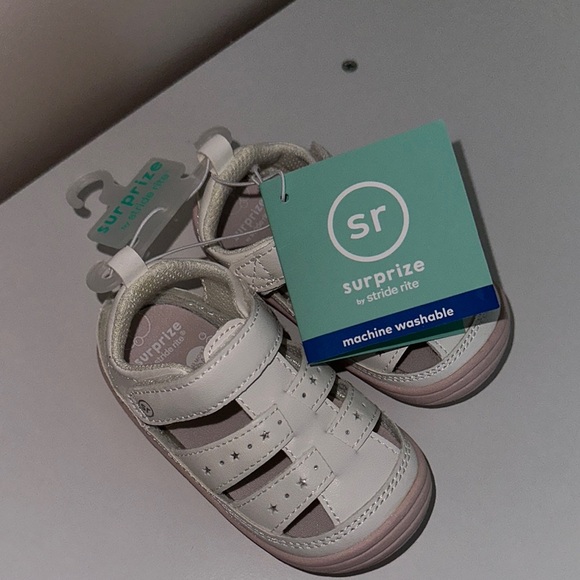 Stride Rite White Sandals with Velcro Closure - Picture 2 of 7